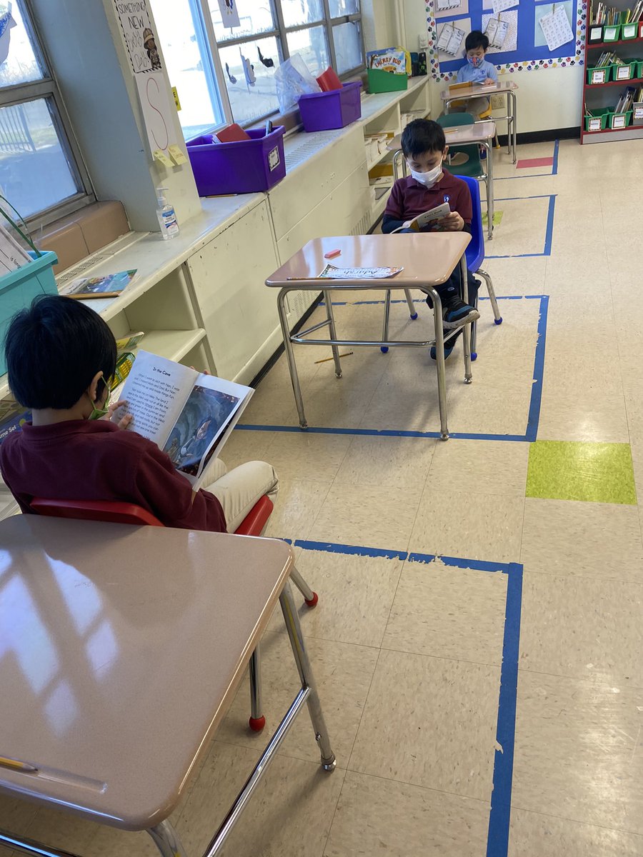 Partner reading but make it social distance ✅