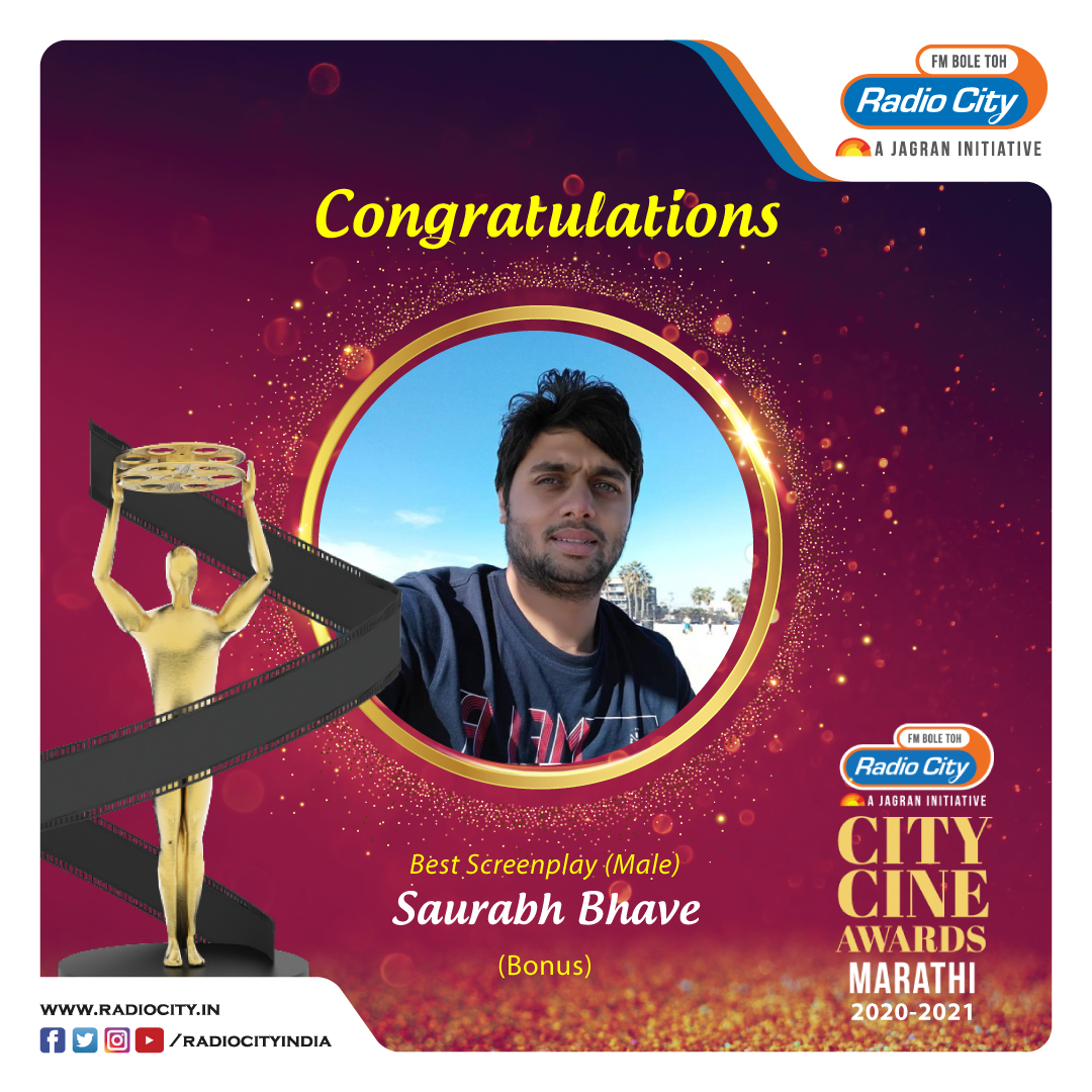 radiocityindia's tweet photo. The award for Best Screenplay at #CCAMarathi goes to #SaurabhBhave. Congratulations 👏
#RadioCity #CityCineAwardsMarathi https://t.co/M8LwIZo53G