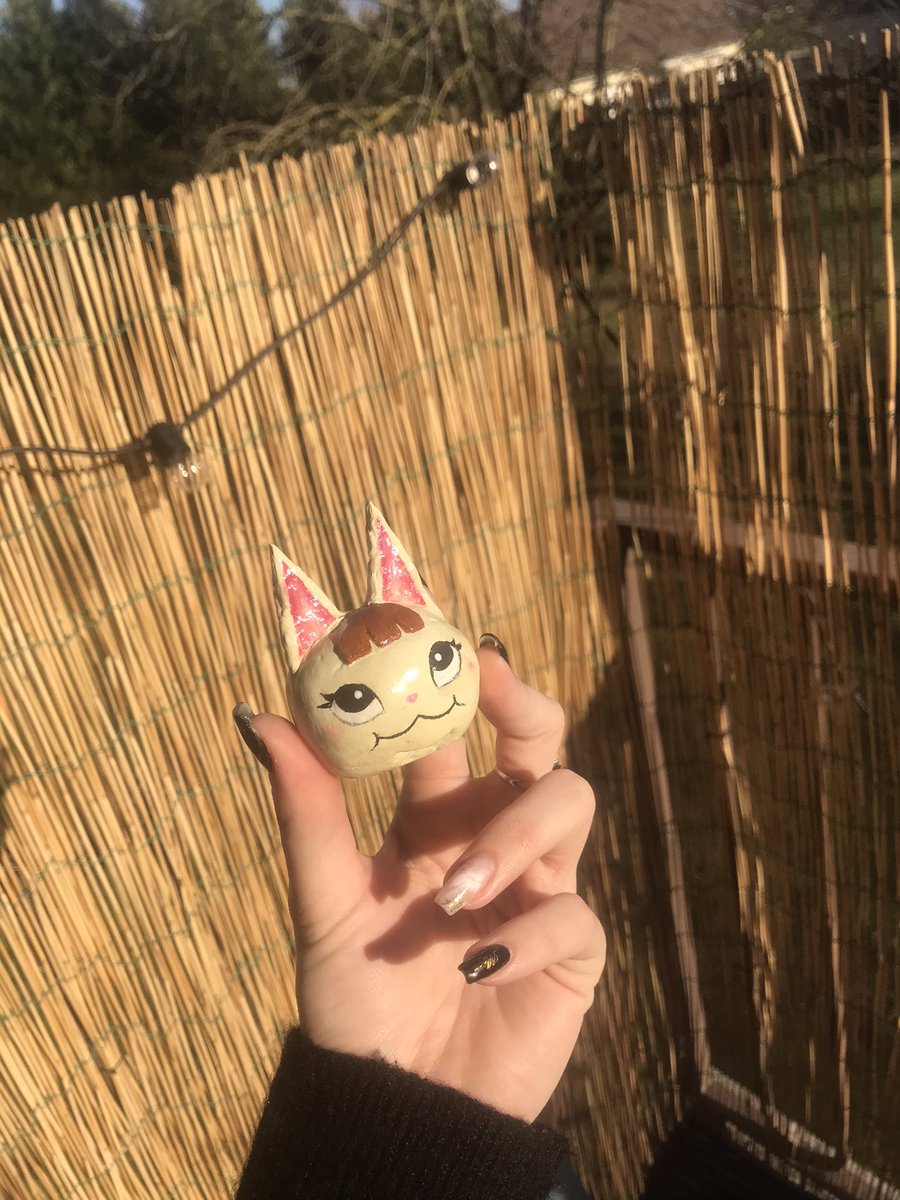 andjoycrossing's tweet photo. J’ai fabriqué une petite Suzy 🥰 #ACNH #AnimalCrossingNewHorizons https://t.co/1nWpJ07s8f