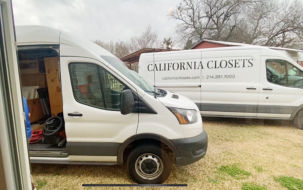 CalClosetsDFW's tweet image. A 2 truck install means something big is going on! 

#installdays #installationday #CCInstallers