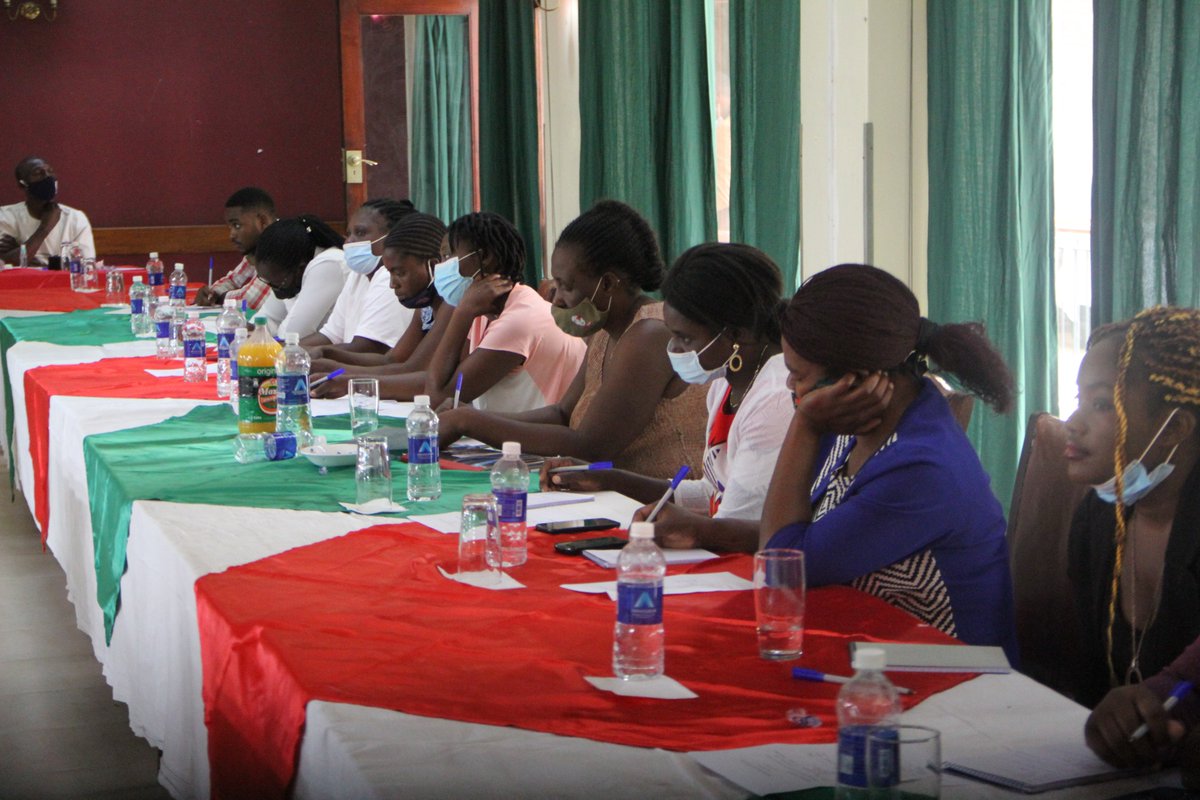 sentinelzim's tweet photo. In case you missed our Citizen Journalism Training Bootcamp held in Harare today. Click on the link to watch LIVE session: https://t.co/qUdAnxkcwt #SentinelZim https://t.co/EcHZAyrQ2D