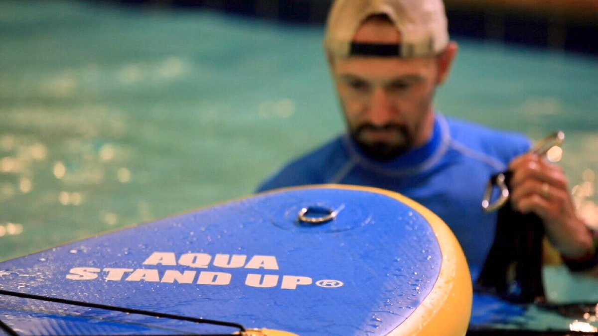 Safety is our main concern! AQUA STAND UP® boards are secured with adjustable straps for participants’ #safety #aquastandup #paddleboardworkout #supinpool #paddlefitness #paddleyoga
