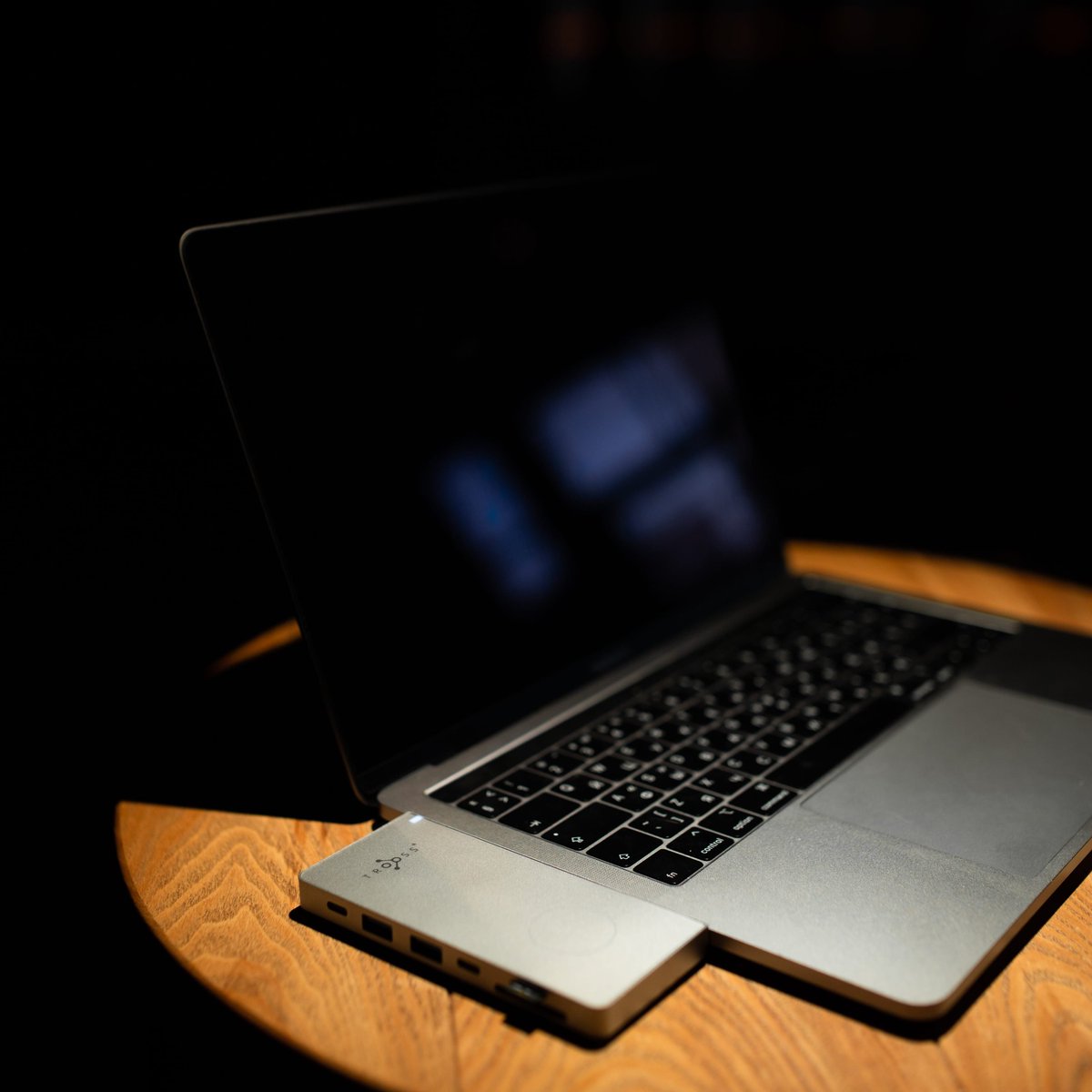 Troossinc's tweet photo. The best solution for any MacBook user!

.
.
#Apple  #MacBookPro  #tech https://t.co/6rbVul9LPt