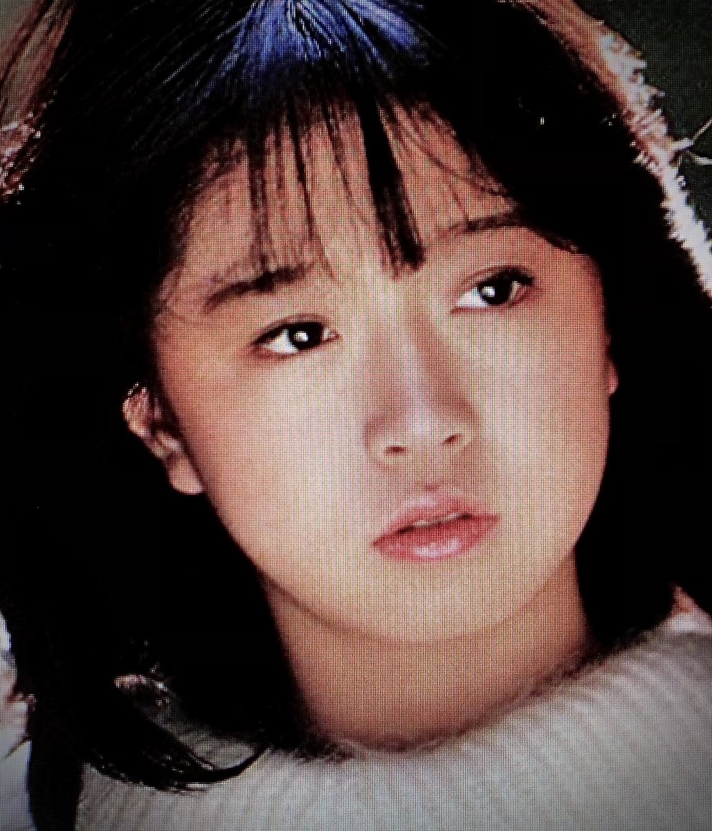 Vzclub 中森明菜 1 2の神話 19年2月リリース ちょうど今頃の季節 テレビ ラジオからこの曲が流れない日はなかった 少し前が セカンド ラブ そして次曲が6月リリース トワイライト J Popアイドル全盛時代