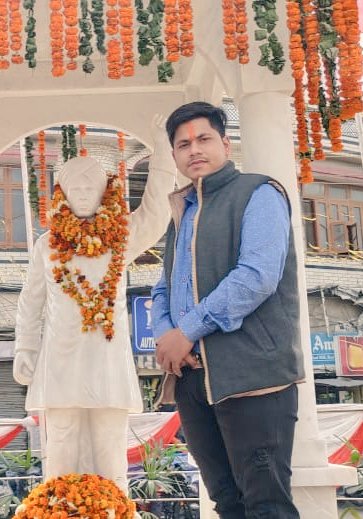 BobinSharma3's tweet photo. #शेर चढ़ गए #फांसी पर, #आजाद #वतन करने के लिए
#महान #क्रांतिकारी #अमर #शहीद #भगत #सिंह #सुखदेव 
एवं #राजगुरु के #बलिदान #दिवस पर कोटि कोटि #नमन
#इंकलाब #जिंदाबाद🙏 🙏🙏 https://t.co/new6jcDFCY