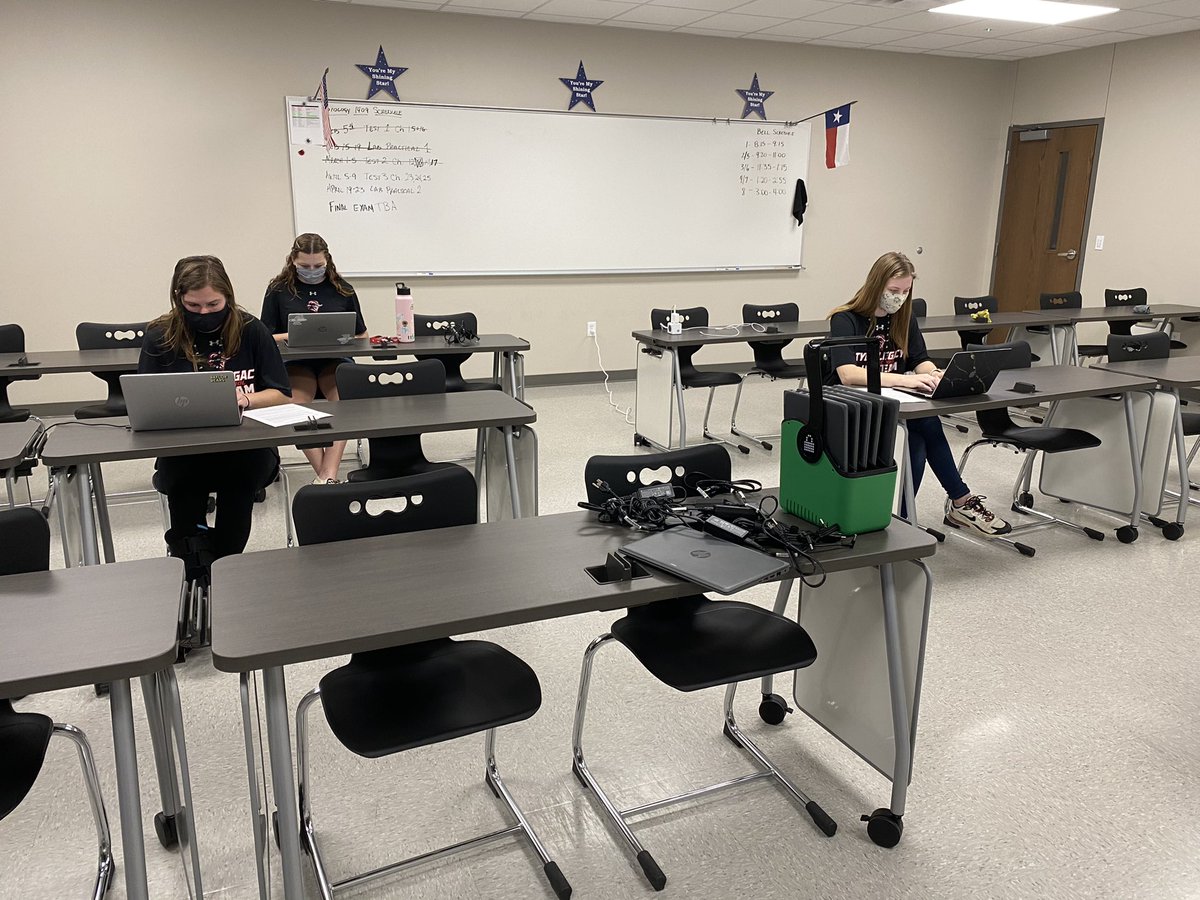 1st UIL Event is underway! Good luck Red Raiders!!!!!! #districtUIL @EastTexCraw <a href="/TLRedRaiders/">Tyler Legacy High School</a>