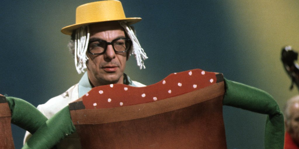networktweets's tweet photo. Happy Birthday to writer, comedian and actor Barry Cryer!
He is 86 today.
#bornonthisday #barrycryer #hellocheeky https://t.co/R1RXMr4nu7