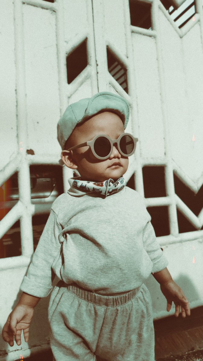 Kembali menyapa..👋
Hollaaa... 😎