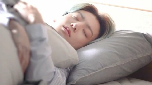 dreamjeons's tweet photo. "no one looks good while sleeping"

jungkook : https://t.co/skOR7caWWK
