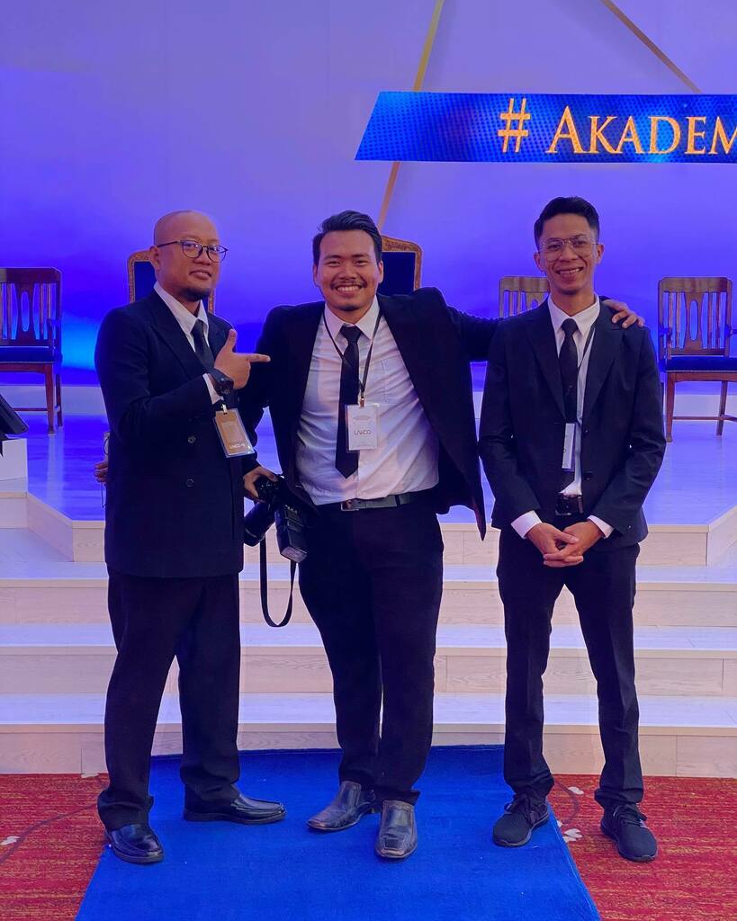 m0jAm's tweet photo. Terima kasih @emmer.farid cover gmbr and editor @shahrulshetym  helping untuk event JSC Persada.

S https://t.co/eZeffwDBXS https://t.co/3Ep2qRbrHf
