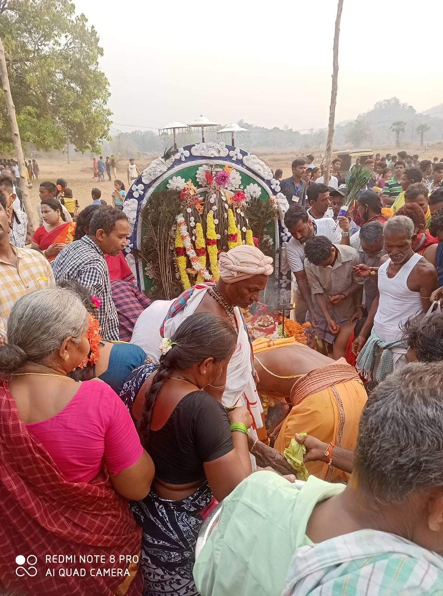 bappi_mallik's tweet photo. Like, Share & Join group👇
https://t.co/uSjk37fxkY
#ବଡଯାତ୍ରା
#Badajatra
#Kanamraj #Balraj #Potraj & #Mutyeluamma 🙏
#malkangiritribefestival #DwaparaYuga #ancienthistory #Manyamkonda #Malkangiri #tribalfestival https://t.co/pkrChLxKON