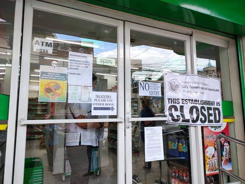 valenzuelacity's tweet photo. LOOK: The City Government of Valenzuela, through the City Business Inpsection and Audit Team, orders the closure of 7-11 Bagbaguin branch and Ministop Paso de Blas store for failing to implement the QR code contact tracing system #ValTrace and health protocols in their stores. https://t.co/GSt8pSmGFH