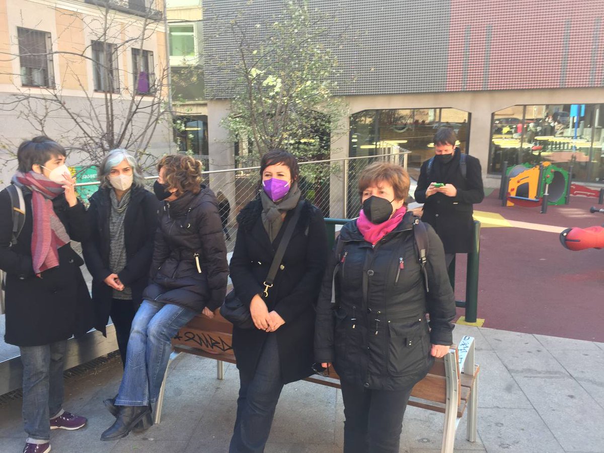 podemosmad's tweet image. 👉 @ElenaSevillano_ y @MantoniaMusic, del Área de Sociedad Civil y del Área de Cultura, siguen la #ComisiónCultura de @MADRID desde @MedialabPrado junto a @SaveTheLab, para defender este espacio de participación e iniciativa cultural que está en la diana de Almeida #SaveTheLab 💪