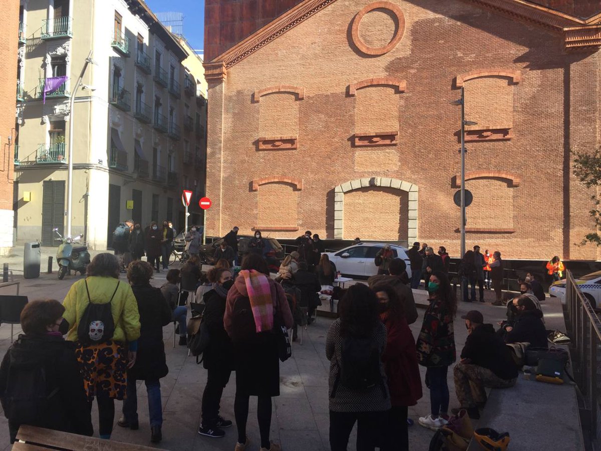 podemosmad's tweet image. 👉 @ElenaSevillano_ y @MantoniaMusic, del Área de Sociedad Civil y del Área de Cultura, siguen la #ComisiónCultura de @MADRID desde @MedialabPrado junto a @SaveTheLab, para defender este espacio de participación e iniciativa cultural que está en la diana de Almeida #SaveTheLab 💪