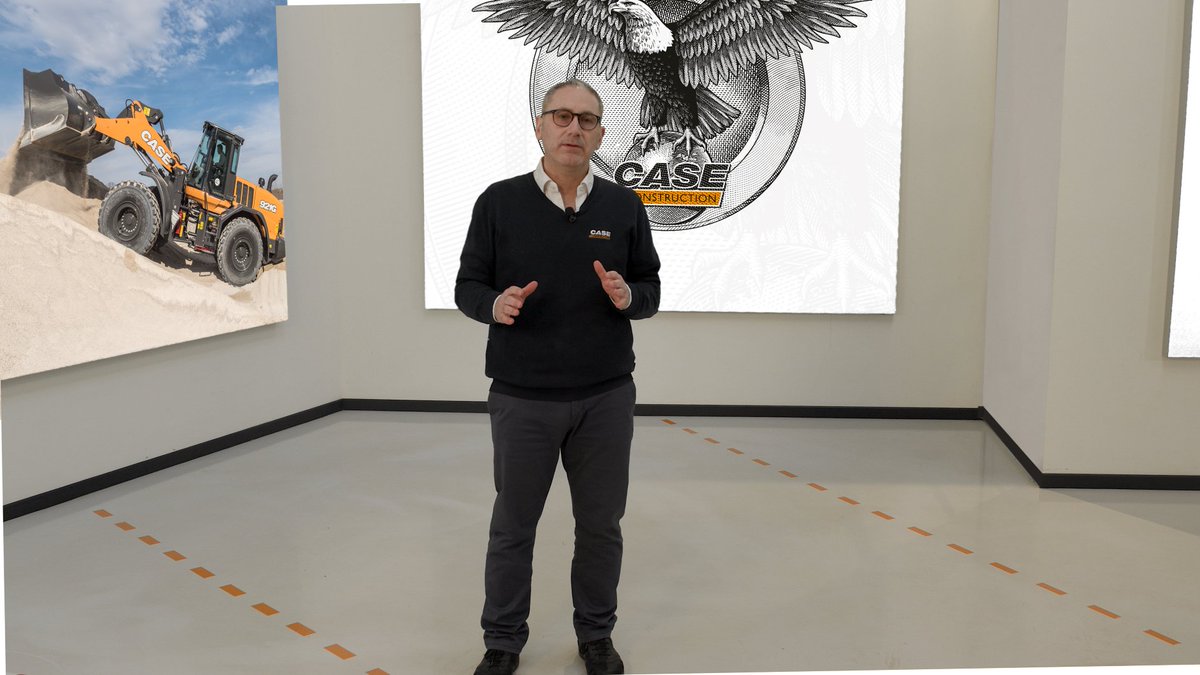 Egidio Galano, Product Marketing Europe, is showing some exciting products previews: “Everything we develop puts our customer at the center. We are developing our new products aiming at further improving comfort and operator experience, productivity, efficiency and connectivity”