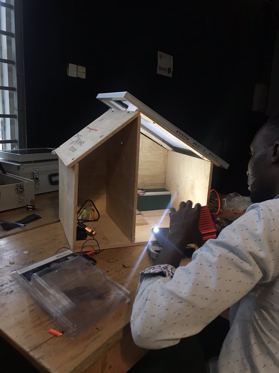 Circular_DH's tweet photo. Imagine a Uganda dependent on solar & thermal power, free from the toxic pollutants in the environment😲 Meet our creatives #solarpipo an energy company whose initiative is to spread solar knowledge through training programs like #VetforAfrica @DesignHubKla & venture! https://t.co/JVPG6EIkjD