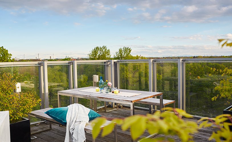 WolfgangRoe's tweet photo. Wer hat Lust auf Bildung, Sommer, Sonne …🍹? 
Wir planen die #SummerUni in München!
Thema: #Kreativität oder ... Entscheidung ohne Netz!
28.08. - 04.09.2021 @deraghotels
#FailAndGrow #Medienmanagement https://t.co/2IEDhth3QY