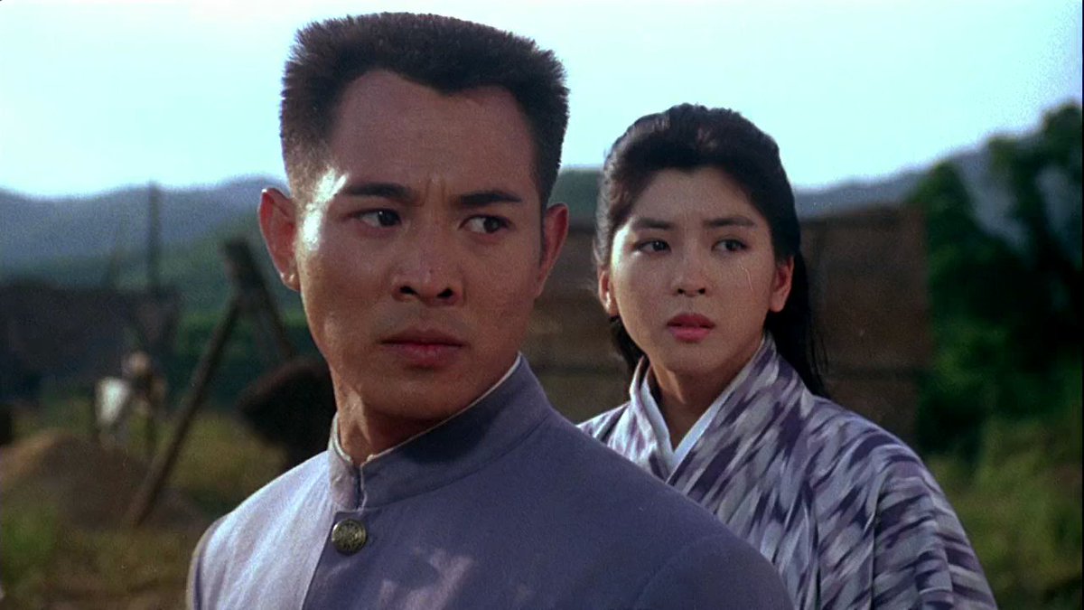 LuisBarriales's tweet photo. Jet Li Es El Mejor Luchador (1994)
En muchos momentos no puedo evitar ver las semejanzas con Furia Oriental de Bruce Lee, lo que interpreto como una especie de tributo hacia él.
Aquí es disfrutar de lo que es capaz de ofrecer Jet Li, un espectáculo marcial sin complejos. https://t.co/rvhe2s2PDR