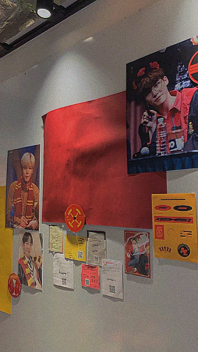 uaremytae's tweet photo. it takes alot to impress me because i'm very detail-oriented and also the kind to put in extra effort. but i'm in love (pun intended) with today's event. thank you admin for organizing! it's really pretty 🧡 #0323_DAY https://t.co/LOClD8zI1Z