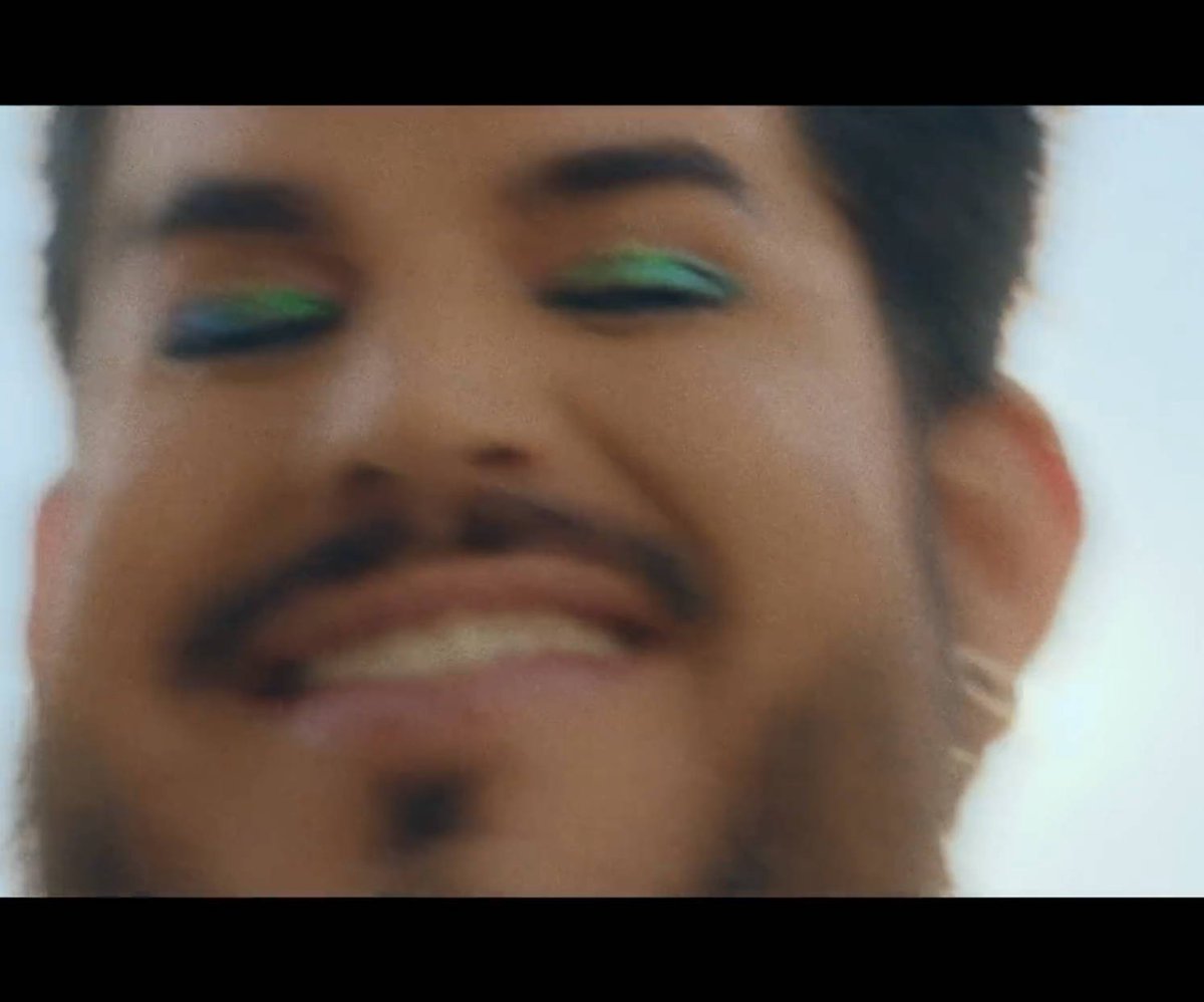 me when i wear makeup
ideal vs reality #glambert
#adamlambert <a href="/adamlambert/">ADAM LAMBERT</a>