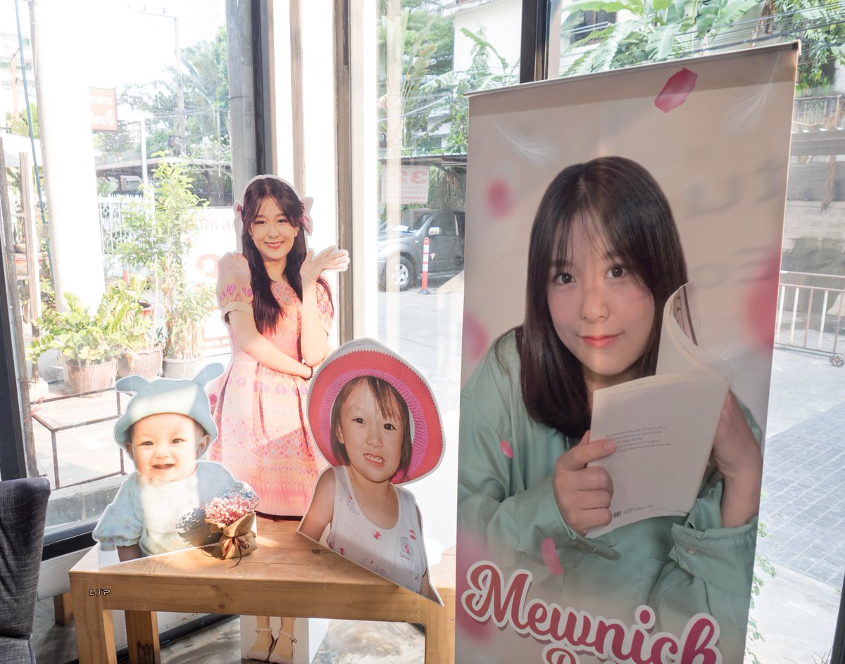LudjaPooPAe's tweet photo. Happy Birthday Mewnich @ Case Study Café Part8
🥳🎉🎂🎊 #MewnichBNK48 #19thbirthdayMNPrincess https://t.co/t1UV1NG30o