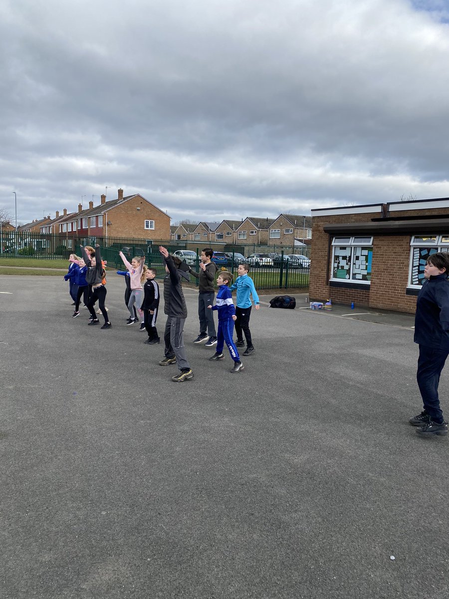 stgerardsrc's tweet photo. Year 6 took part in the jumping jacks Virtual @TeesValleySport games challenge this morning! How many can you do in 60 seconds? @MiddlesbroSGO #getteesvalleyactive #virtualgames #fitness #challenge https://t.co/tIK1p8T0S1