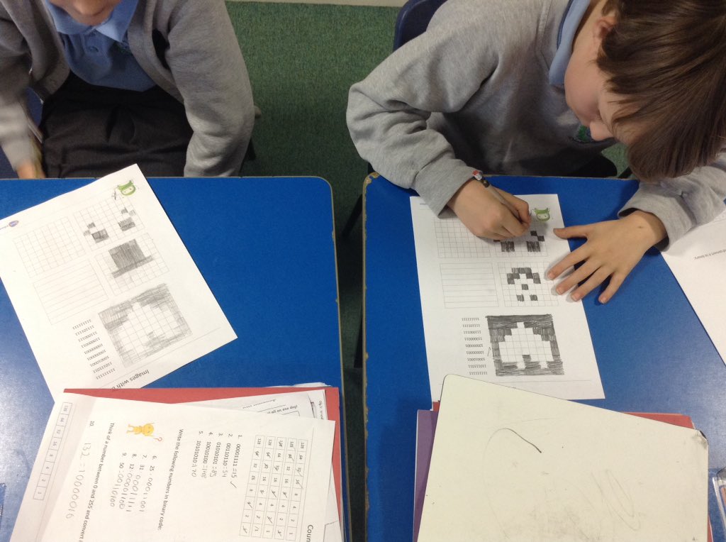 StAgnesY5's tweet image. Creating images with binary code now. #stagnesenrichment  #stagnescomputing @gem_education