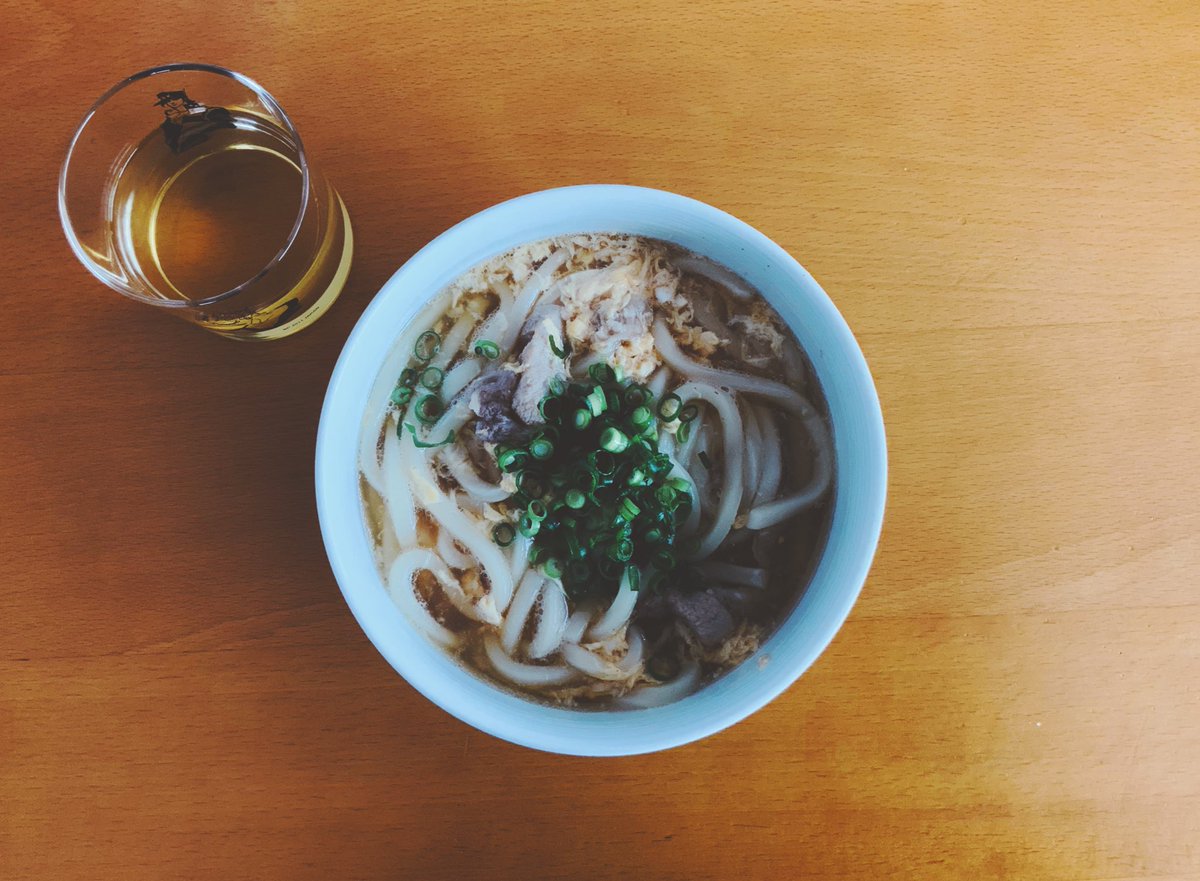 ビリー バリバリー Fangs 脱稿して血だらけになった私に ともだちが作ってくれたうどん ビリー バリバリー Fangs 脱稿して血だらけになった私に ともだちが作ってくれたうどん