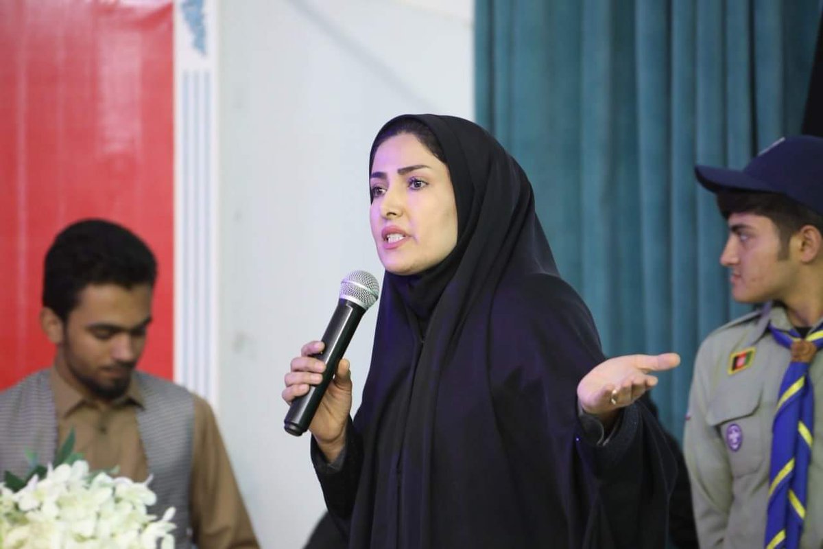 Afg_Today2019's tweet photo. زنگ مکتب در #هرات نواخته و متعلمین روانه مکتب شدند.
هم اکنون ۱ میلیون و ۵۰ هزار شاگرد شامل مکاتب این ولایت هستند.
#WhatPeaceCouldBe    #EducationalYear🏢📝  #Herat https://t.co/ADQqAsd0AC