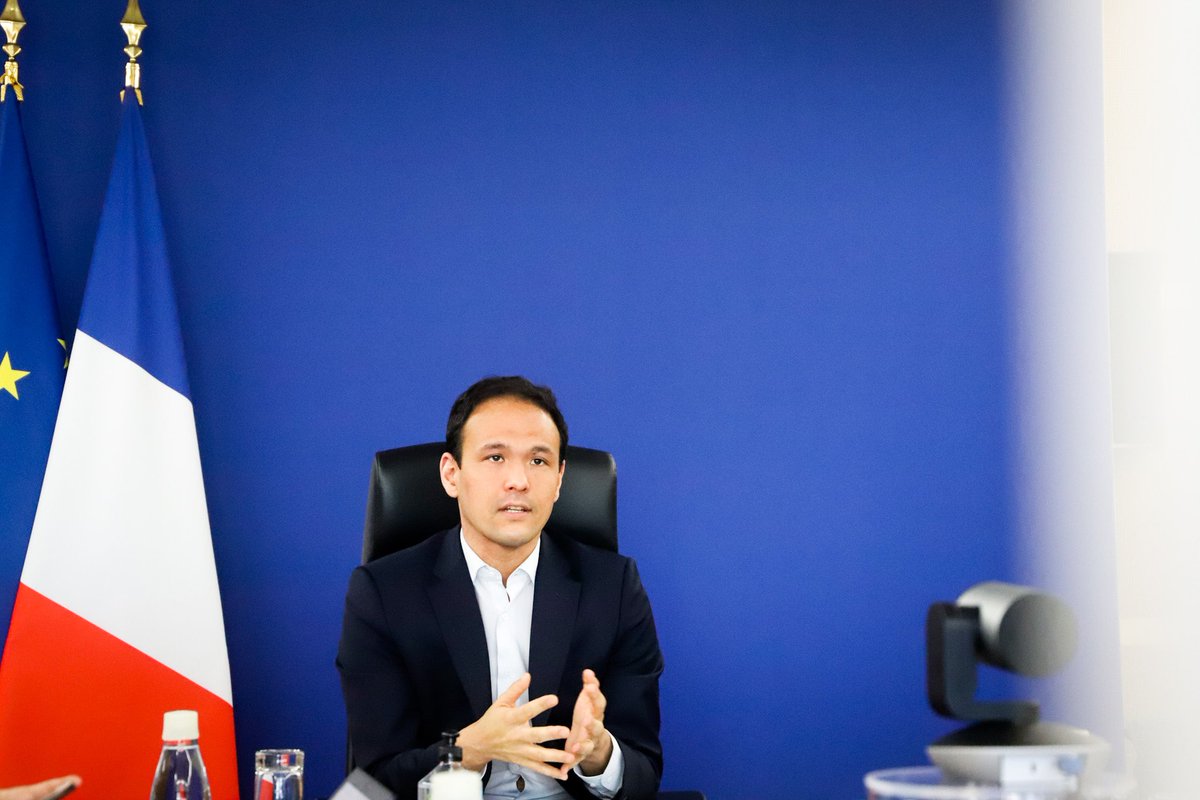 cedric_o's tweet photo. Investisseuse, entrepreneuse, codeuse : la prochaine génération de la #FrenchTech doit être plus féminine ! C’est l’ambition portée par le programme pédagogique #TechThePower, qui lutte contre les stéréotypes pour une tech plus inclusive, que je lance ce matin avec @1ElisaMoreno. https://t.co/BlTlsweiiN
