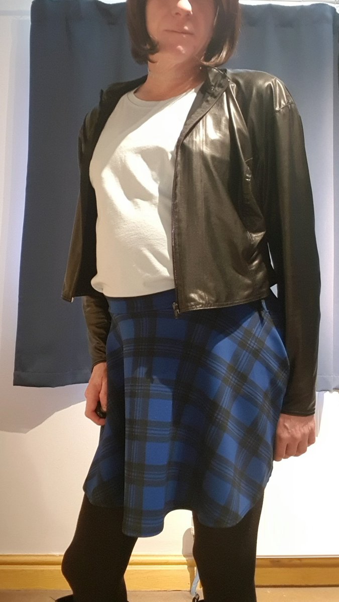 pvc_sandwich's tweet photo. Thought I'd take a wander around the house to take some pictures today. #KeepMeDressedUp #LoveDressUpDays #Feminised 💞💃💞 https://t.co/33B4v9LYuv
