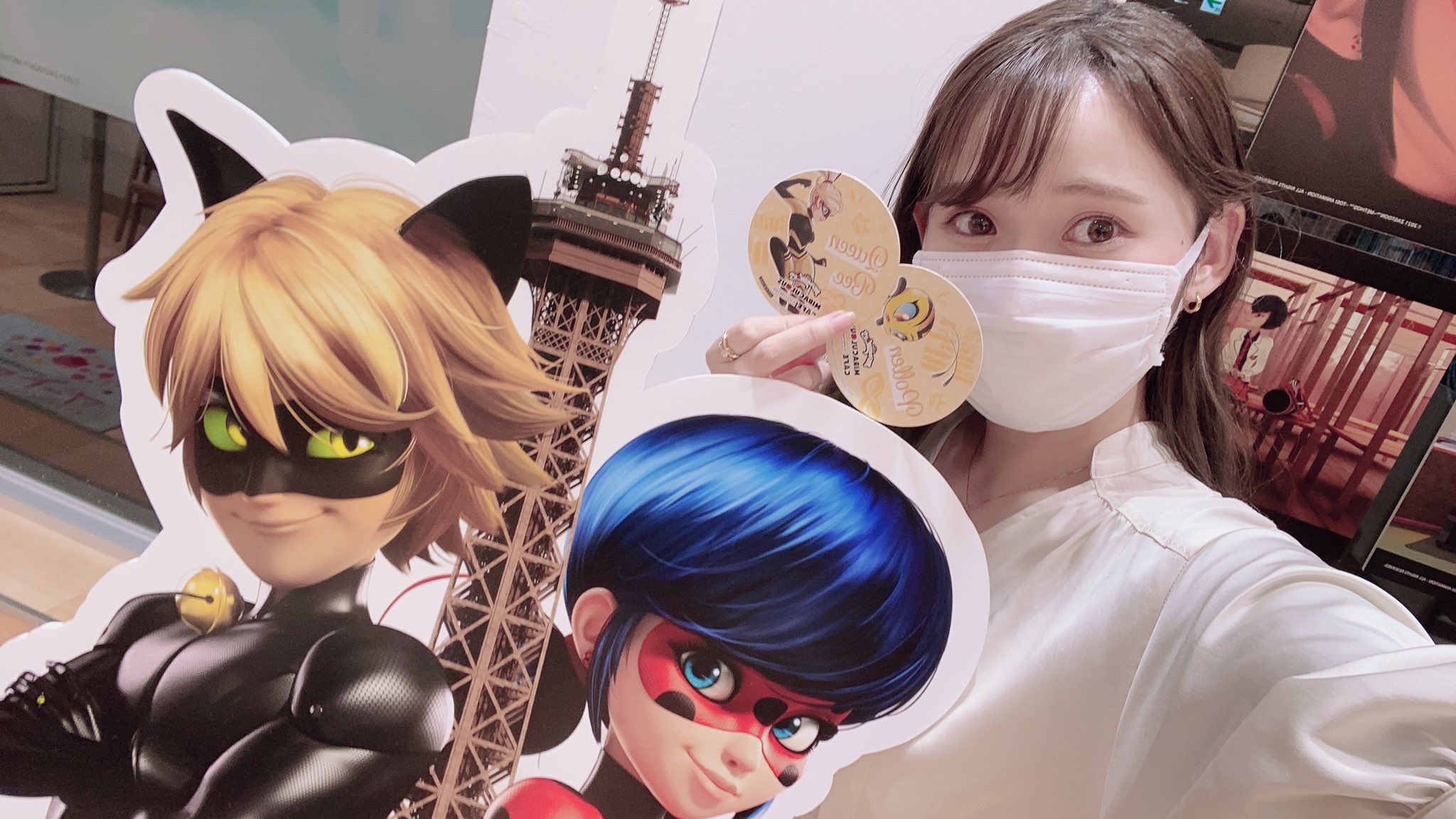 櫻庭有紗 ミラキュラスカフェ ご招待頂いて行ってきました といいつつ 実はプライベートでもがっつりオタクな格好して行ってました 3 4枚目参照 笑 最っ高にミラキュラスな空間です サインも書かせて頂いたので まだの方もリピーターさんも