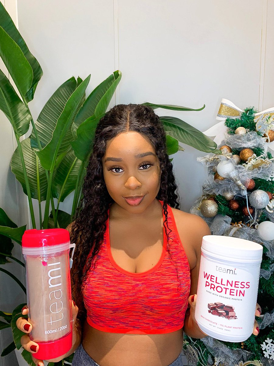 justsiphosami's tweet photo. Okay, lemme brag a little about the @teamiblends chocolate wellness powder coz baybeeee, I’m obsessed 🤯😍🤤
Who doesn’t love chocolate and healthy plant based products? I know I do 🤎✨
⁃Use code SIPHO20 to get 20% off your purchases from @teamiblends
#teamipartner https://t.co/9xMp64u1Sr