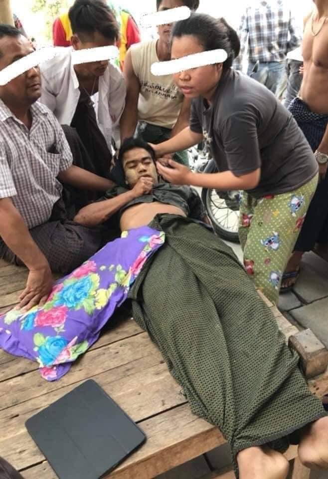 poemamhethar's tweet photo. 📍Mandalay
A waiter from a teashop was shot at the head with live ammunition penetrating through the aluminum gate in front. Violent disperse is going on &amp; many are injured. 
#WhatsHappeningInMyanmar #Mar23Coup https://t.co/M9lqUcFLzM