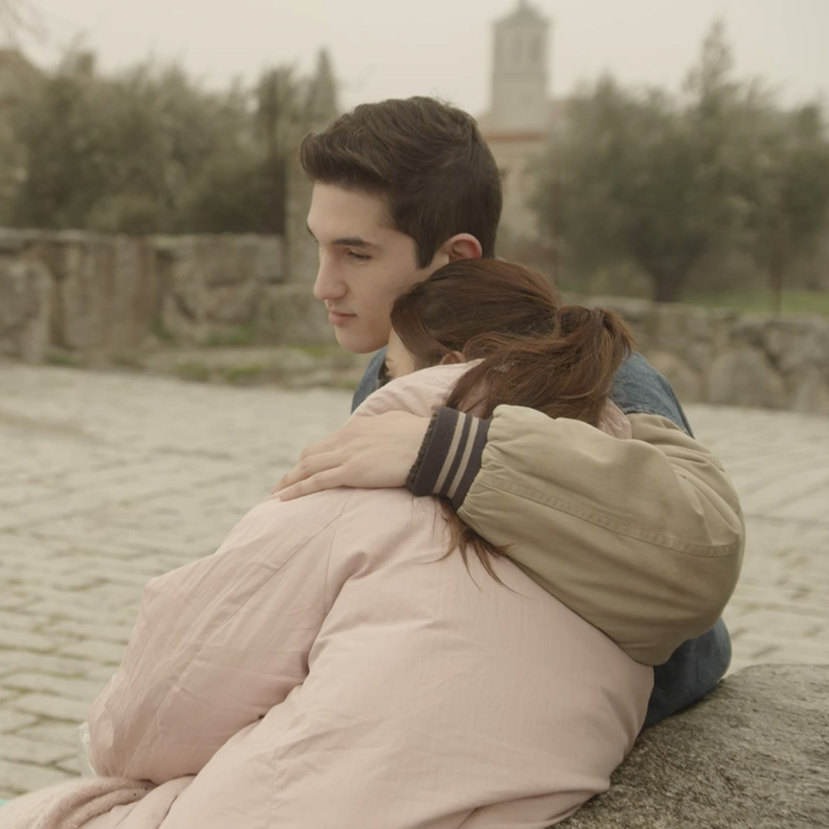 SeriesRTVE's tweet photo. ¡No puedes perderte el capítulo de #DosVidasRTVE, hoy a las 16:30 en La1 de @rtve ! 😍😍😍

❤️¡TE ESPERAMOS!❤️ https://t.co/Vb0zRIyvfU