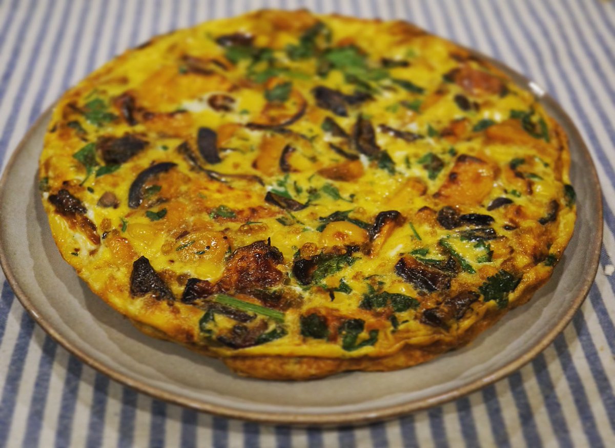 FoodWranglers's tweet photo. Possibly the nicest frittata yet... sweet potato and spinach 👌🏼 #vegetarian #recipe #vegetarianrecipe #frittata #foodie #cook https://t.co/2keIOoCH5P