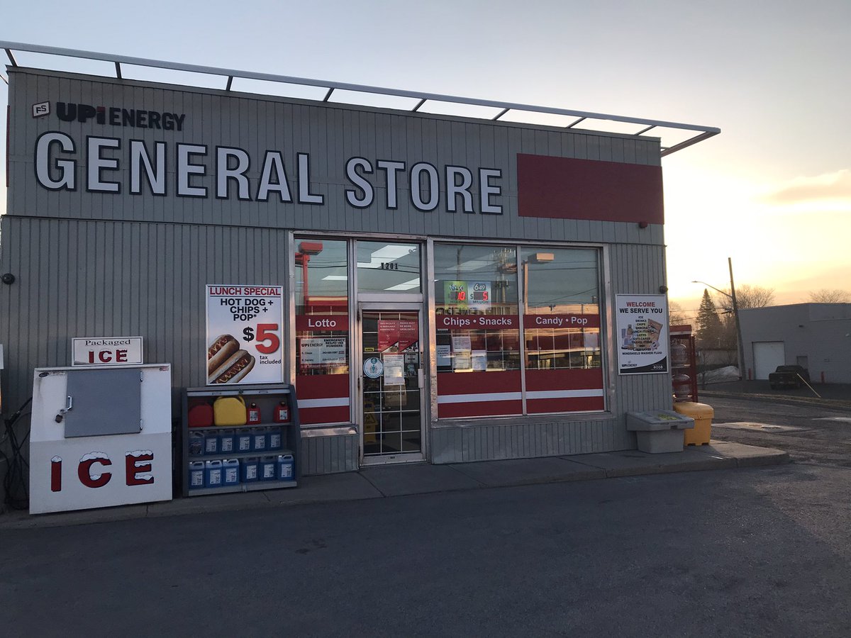 S_chase2's tweet photo. Something about my store being coated by the sunshine just feels right to me #spring #sunshine #sunrise #UPIEnergy #UPICommunity #SpringHasSprung https://t.co/5edB8niYVe