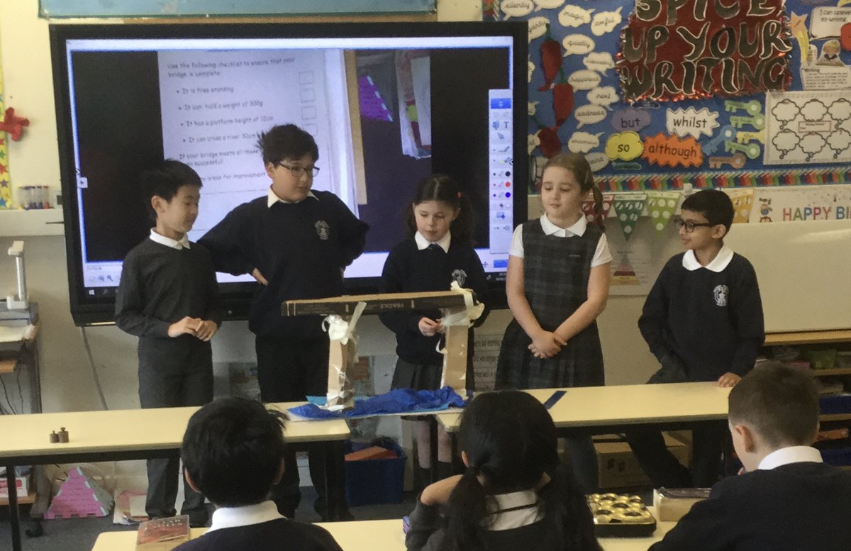 Mearns_Primary's tweet image. P4.14 put their learning about engineering to the test when they designed and built their own bridges during STEM fortnight. #mpsstem