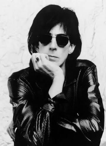 SoundBites_Rock's tweet photo. Remembering RIC OCASEK on his birthday ๐โค๏ธ
(23 Mar 1944~15 Sep 2019)
#RicOcasek #RememberingRicOcasek #TheCars #newwave #poprock #rock @thecarsband https://t.co/7OPFJcJRpn
