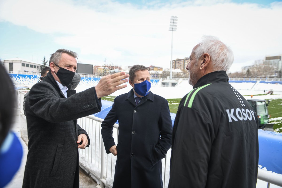 EUAmbKS's tweet photo. I had an excellent first visit at the Kosovo Stadium with 🇽🇰@FFK_KS. Good discussions with the Kosovo⚽️Team, and I wished them good luck in the upcoming qualifier matches with 🇸🇪Sweden and 🇪🇸Spain. I hope soon we will be able 2 sit and cheer from the stadium with football fans! https://t.co/nLuW9h0NJs