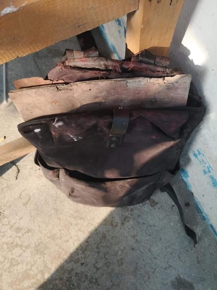 PhyoNyeinPaing2's tweet photo. This poor boy carried 3 sheets of DIY plywood in his bag hoping to prevent the bullet but it didnβt save him from #AungPinLel crackdown by Junta forces and he was shot in the head. Devastating!#WhatsHappeningInMyanmar #Mar23Coup https://t.co/AzxqbWzE9J