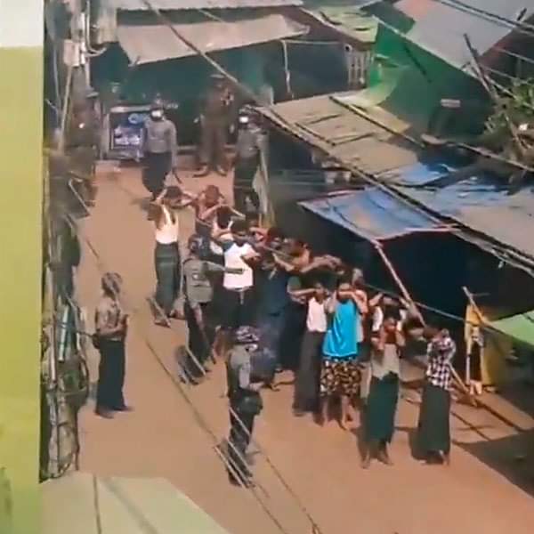 This morning, Dawbon Township Police and soldiers arrived and arrested more than 50 people living in the township. It is unknown at this time what caused the arrests. 
#WhatsHappeningInMyanmar
#Mar23Coup