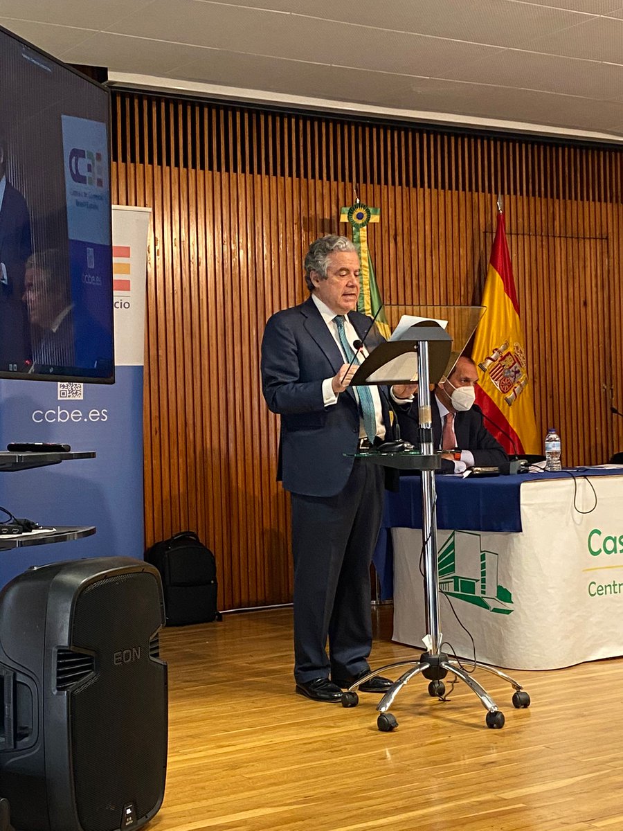 Cámara Brasil-España (@camarabr_esp) on Twitter photo José Gasset, presidente de la CCBE de 2015 a 2021, ha querido destacar el papel de la Cámara. “Con más de 300 empresas asociadas, se continuará representando, promoviendo y defendiendo los intereses generales de estos agentes económicos”.
#CCBE #AsambleaCCBE21 <a href="/Telefonica/">Telefónica</a> José Gasset, presidente de la CCBE de 2015 a 2021, ha querido destacar el papel de la Cámara. “Con más de 300 empresas asociadas, se continuará representando, promoviendo y defendiendo los intereses generales de estos agentes económicos”.
#CCBE #AsambleaCCBE21 <a href="/Telefonica/">Telefónica</a>