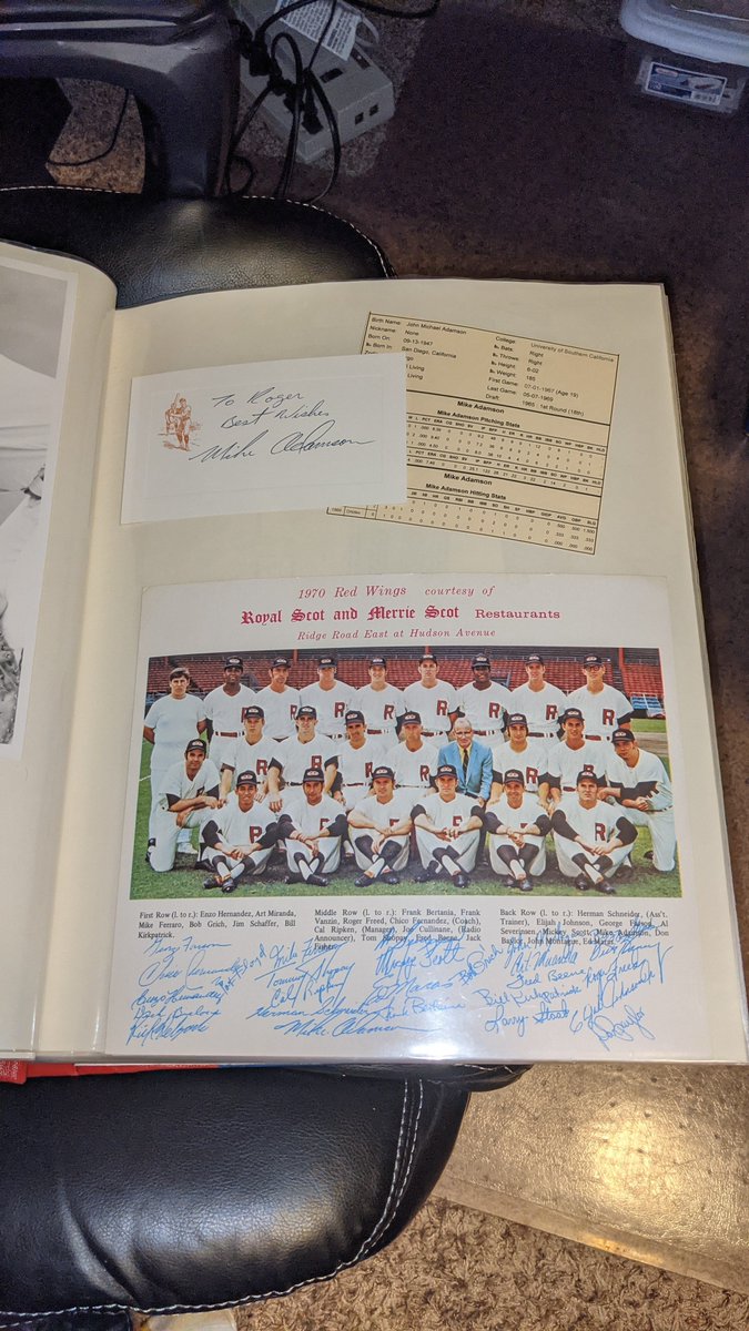 lanc_supcap3841's tweet image. This #baseballcollection spans 1950s to the 1980s everything is alphabetically organized in beautiful albums with #autographs #hardtofing #photos and #postcards #rogerharriscollection @markhoyle @oriolesrise