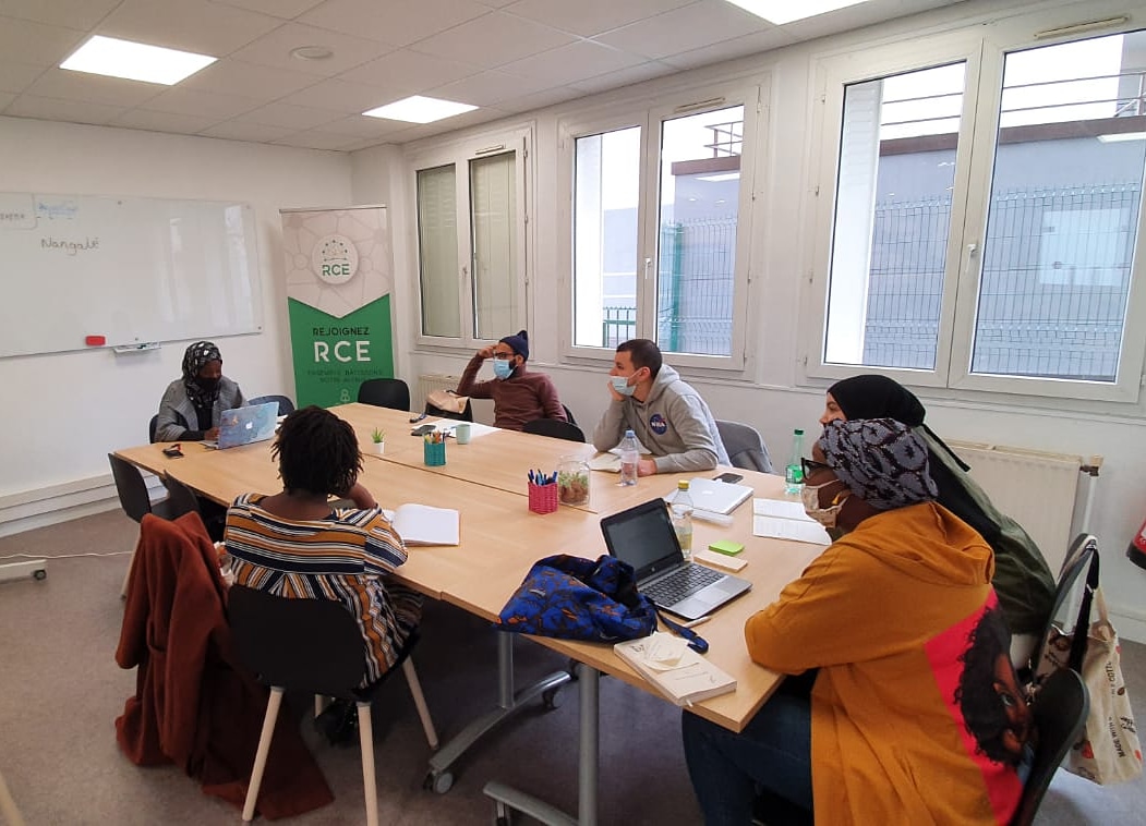 RCE_idf's tweet photo. 🌟 Programme Boost Entrepreneuriat 🌟
Image de marque, Branding mais encore ?
Les objectifs étaient de définir  l'image de marque de chaque porteur de projet afin qu'elle soit claire pour tous, d'affiner cette dernière.
Merci à Nangalé Dramé de All in Com Agency pour cet atelier! https://t.co/nO5P51Spvk