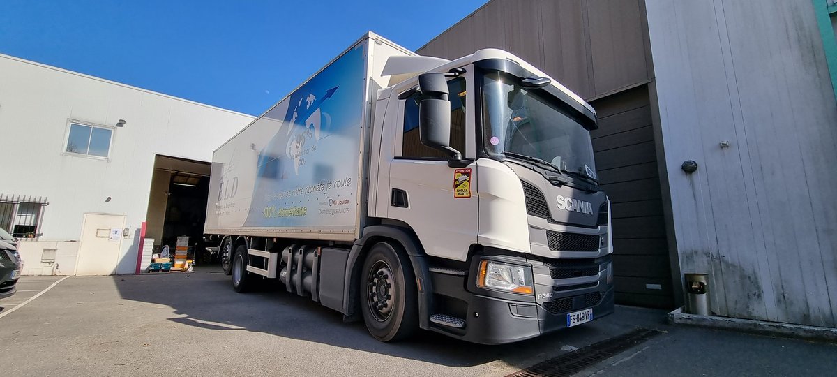 bryansagor's tweet photo. #boogiestyle with the CNG scania 🤣 https://t.co/cop4yXRf7W