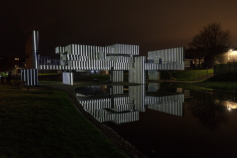 artichoketrust's tweet photo. #OnThisDay exactly 2 years ago, we transformed Victor Pasmore's #ApolloPavilion in Peterlee, Durham with a mesmerising new artwork by Mader Wiermann inspired by the 1969 Moon landing. 🌛✨
📸 'Apollo 50', Mader Wiermann. Commissioned by @DurhamCouncil. Produced by Artichoke. https://t.co/6vd7JrYwu4