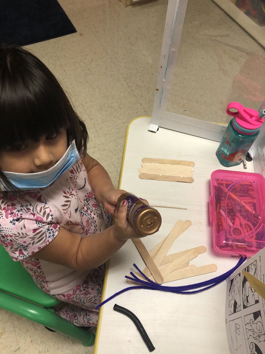 vega_lfc's tweet photo. Building our Animal Habitats in Mrs. Vega’s PK Class 💗👏@LosFresnosCISD @LRE_Wranglers @PLTWorg #losfresnospltw #pltwdistancelearning #pklife #futureengineers https://t.co/MSt1wym5kg