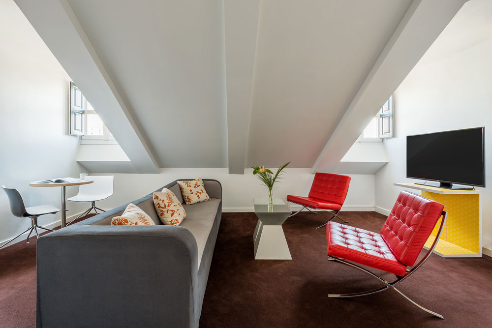 hoomvip's tweet photo. BE MATE CALLAO

Damos la bienvenida a @BeMateCom  Callao. Apartamentos de diseño completamente equipados en el corazón de Madrid. Todos los apartamentos cuentan con la tecnología de auto check in y acceso sin llaves de Hoomvip, con cerraduras inteligentes de @SaltoSystems https://t.co/4ydDIjenCx