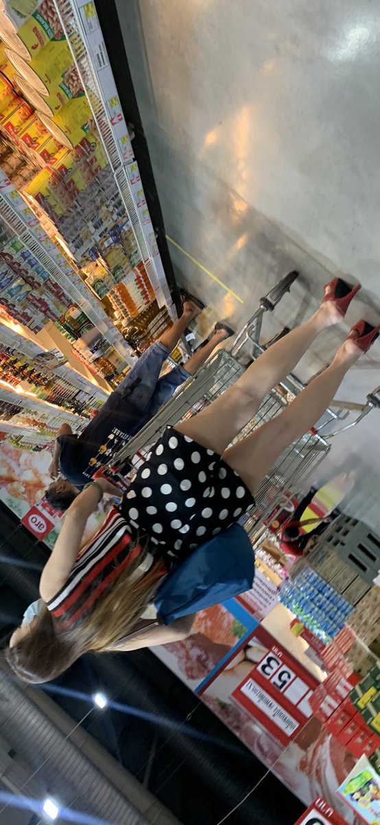 อิจฉาจังหุ่นดี #แอบถ่ายใต้กระโปรง